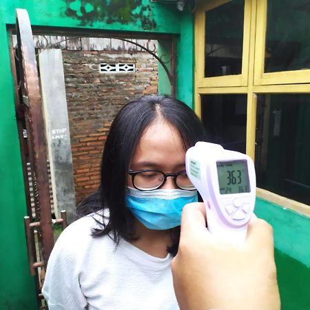 Bilik Bamboo Hostel Yogyakarta Exterior photo